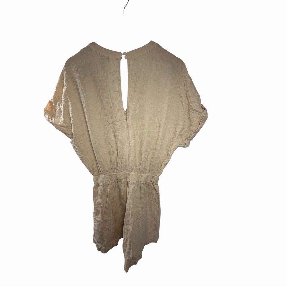 Cupshe Women’s Beige Gauze Romper V-Neck Drawstring Waist Short Sleeve Casual - Picture 4 of 14